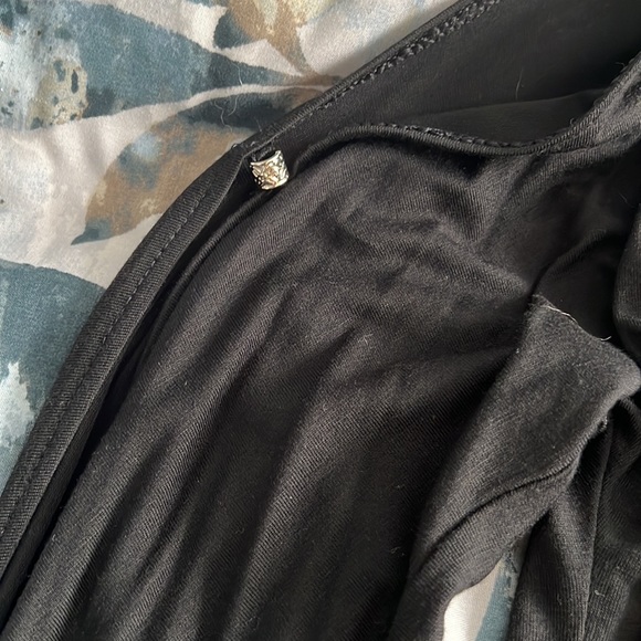 White House Black Market layered XXS dress w slitted sleeves w gold links - Picture 5 of 5